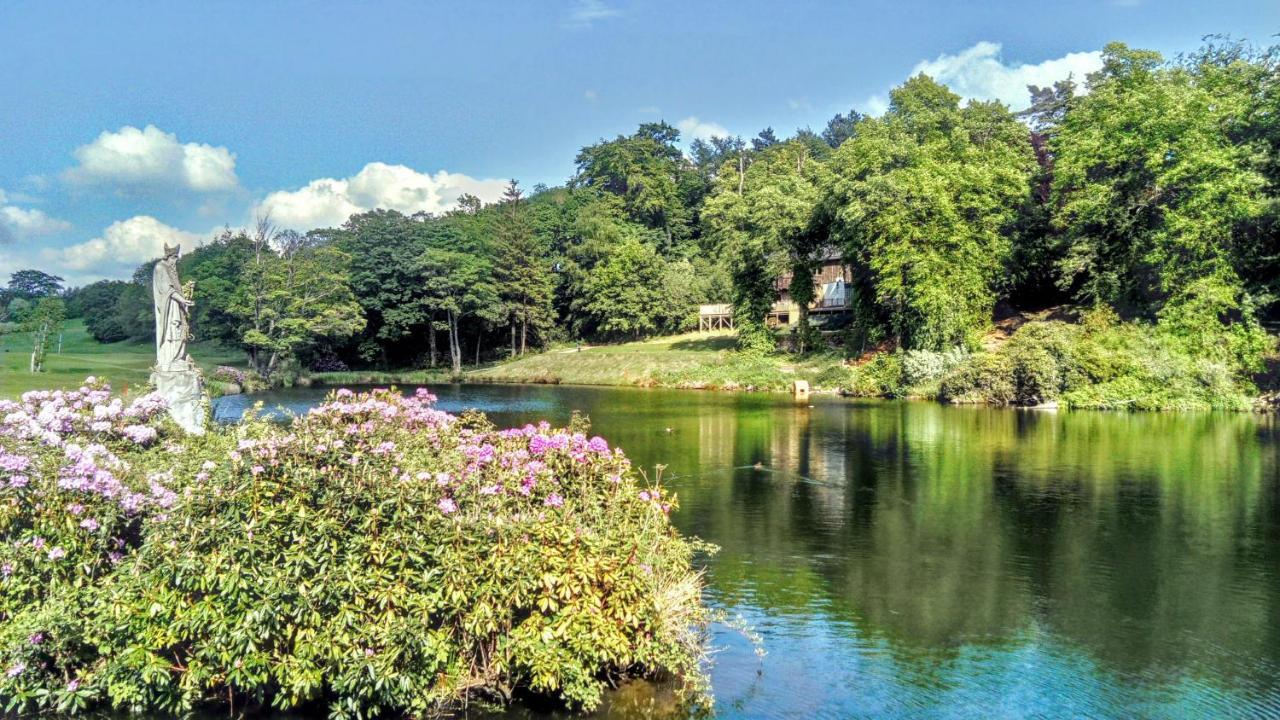 Shrigley Hall * Чедл