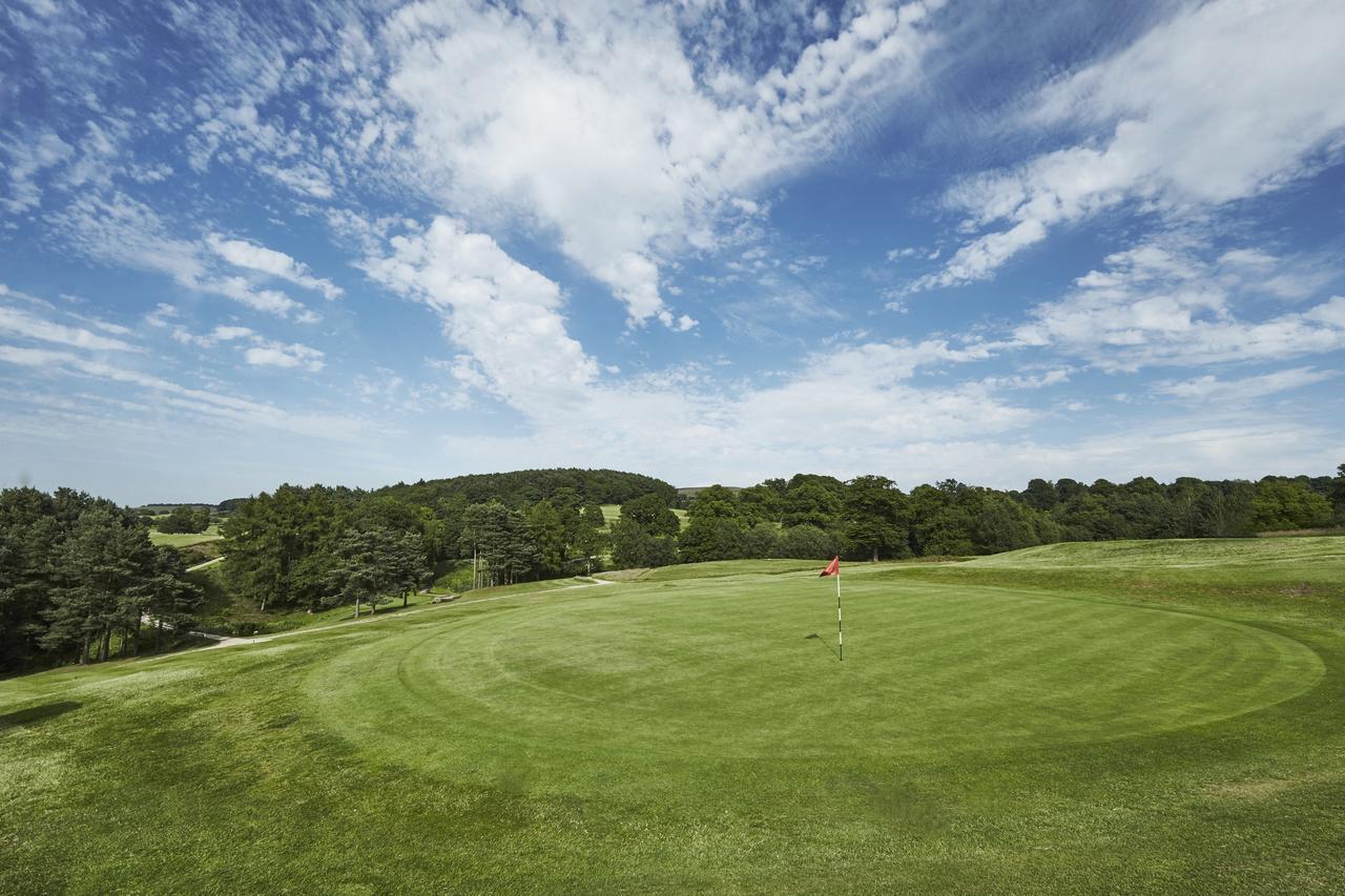 Shrigley Hall Летний дом